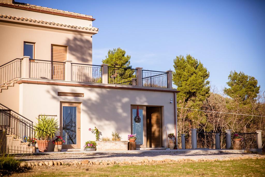 Agriturismo Castelli In Aria Atri Exterior foto