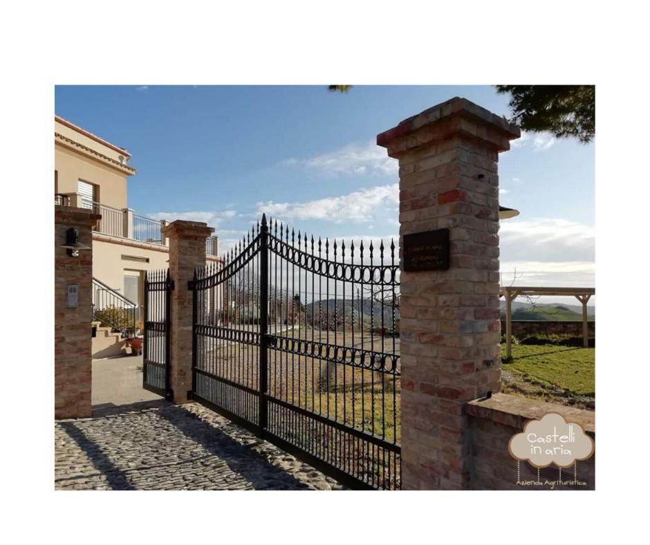 Agriturismo Castelli In Aria Atri Exterior foto
